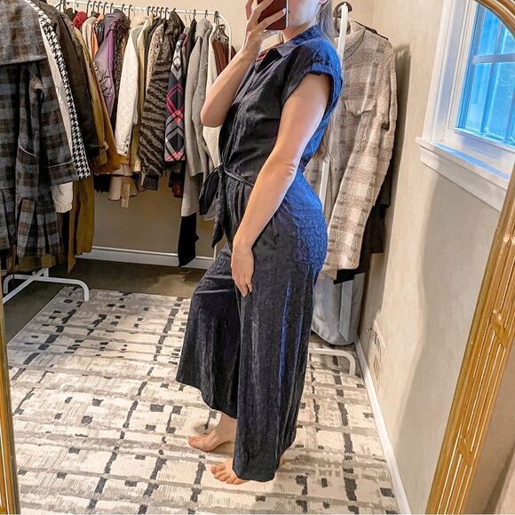 Anthropologie Ett Twa James Tie Waist Jumpsuit Navy 8 - Picture 2 of 10